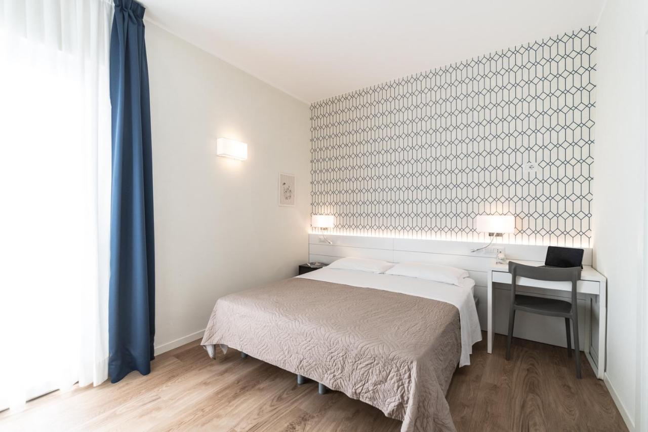 Hotel Kiss Riccione Zewnętrze zdjęcie