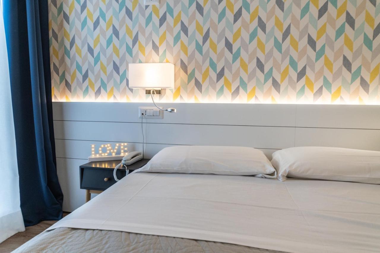 Hotel Kiss Riccione Zewnętrze zdjęcie